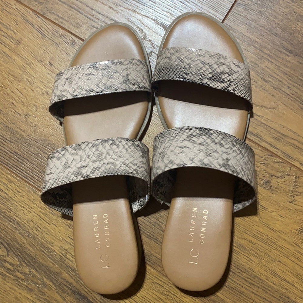 Lauren Conrad snake print